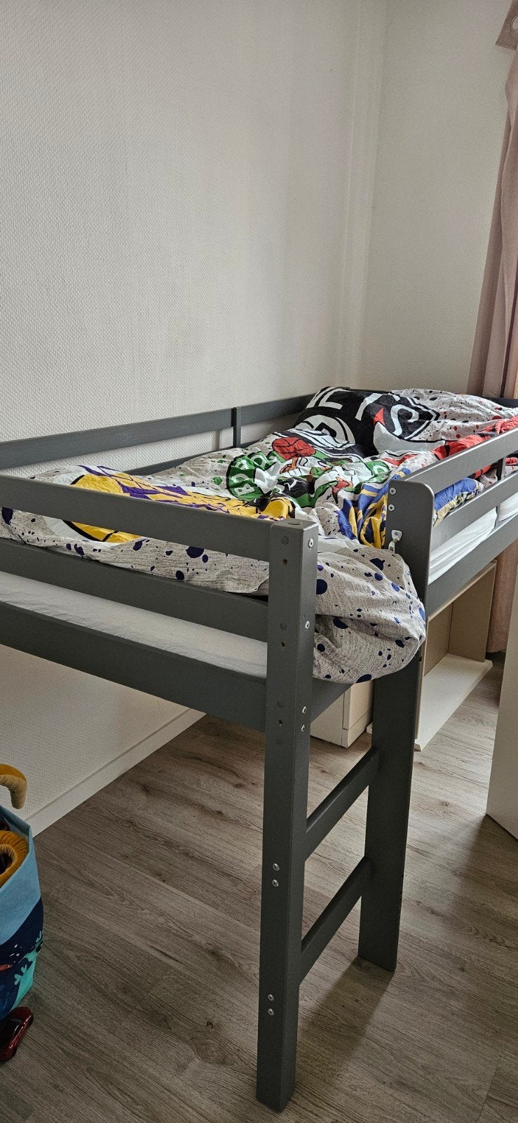 Leenbakker halfhoogslaper Ties., Kinderen en Baby's, Ophalen, Zo goed als nieuw, Halfhoogslaper
