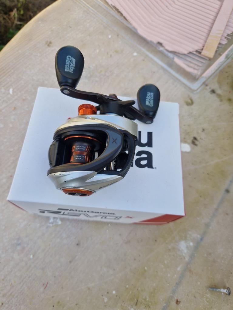 Abu garcia revo x reel, Watersport en Boten, Hengelsport | Roofvissen, Ophalen of Verzenden, Zo goed als nieuw, Molen