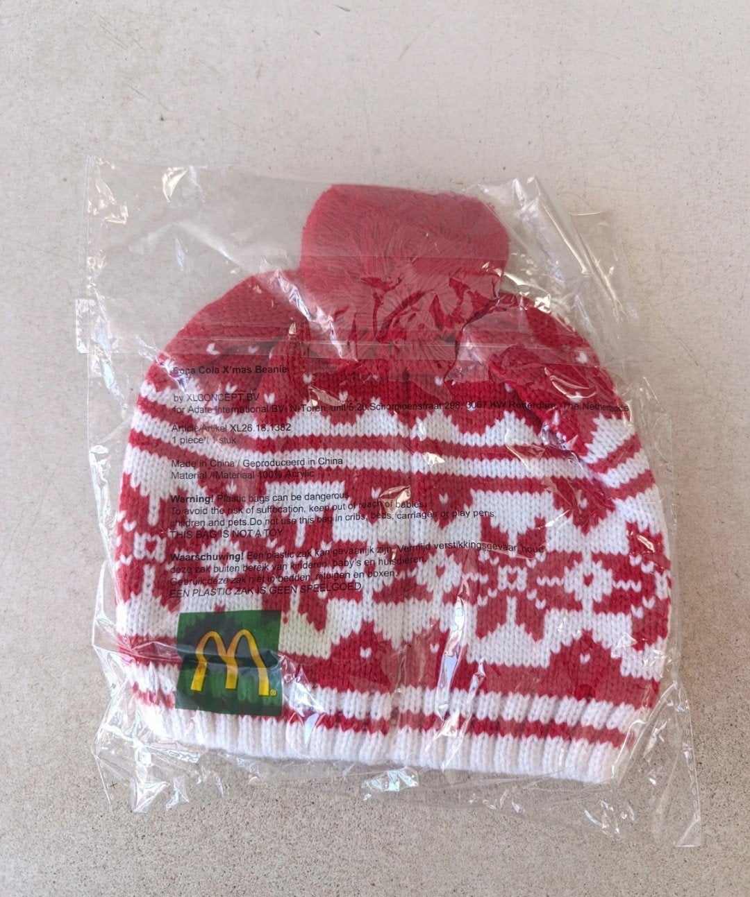 McDonald's x Coca-Cola Muts - Nieuw in verpakking, Maat 46/48 (XL) of groter, Nieuw, Ophalen of Verzenden, McDonald's x Coca-Cola