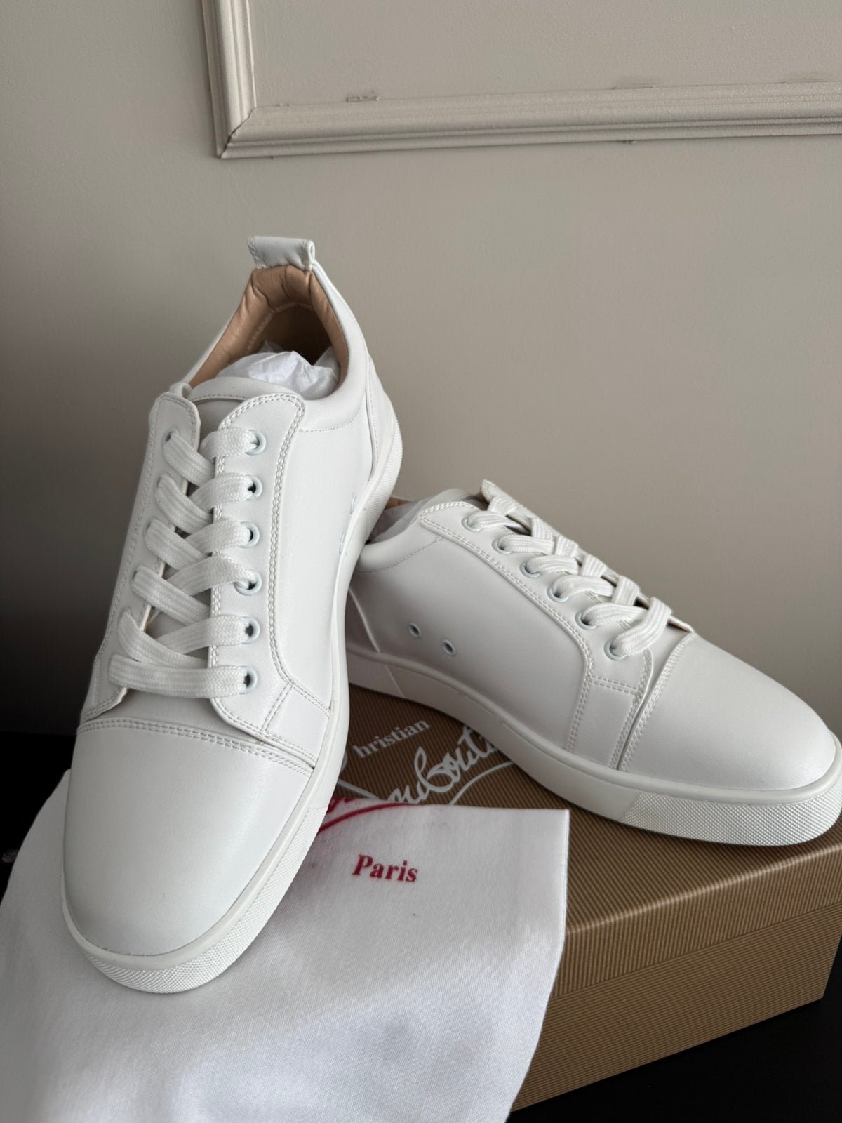Louboutin sneakers maat 42, Kleding | Heren, Schoenen, Wit, Nieuw, Ophalen of Verzenden, Sneakers of Gympen