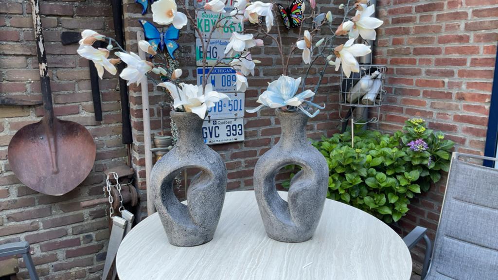 Mooie vazen 53 cm hoog 30 cm breed, Rond, Zo goed als nieuw, Aardewerk, 40 tot 70 cm