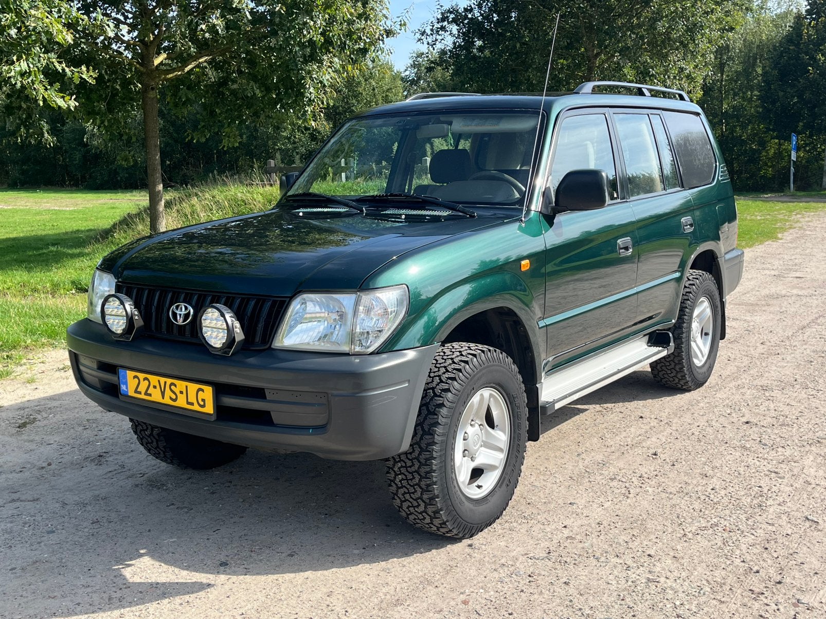 Toyota Landcruiser 90 4x4 3.0 TD 5D AUT, Airco 2000 MARGE, Auto's, Automaat, 125 pk, Beige, 4 cilinders
