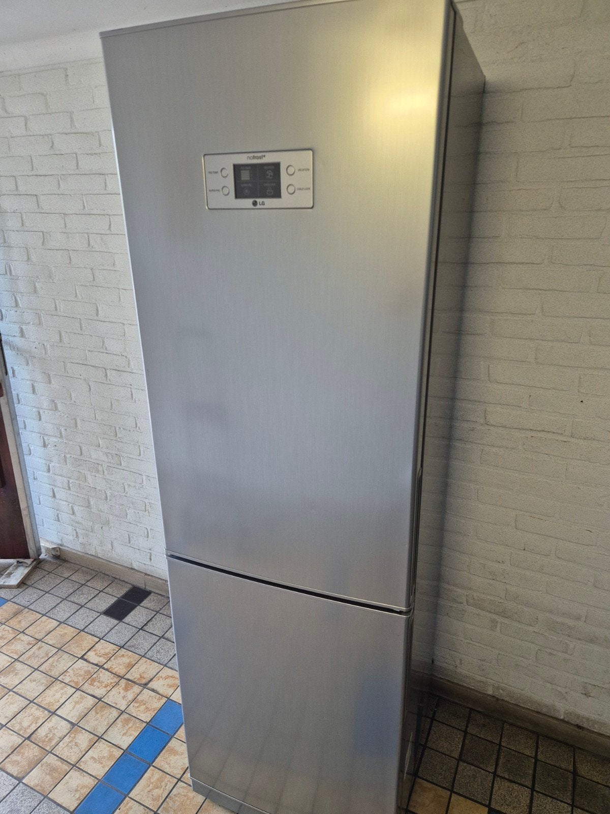 LG Koelkast met Vriezer - No Frost - Zilver, Witgoed en Apparatuur, Ophalen, Gebruikt, 200 liter of meer, 60 cm of meer