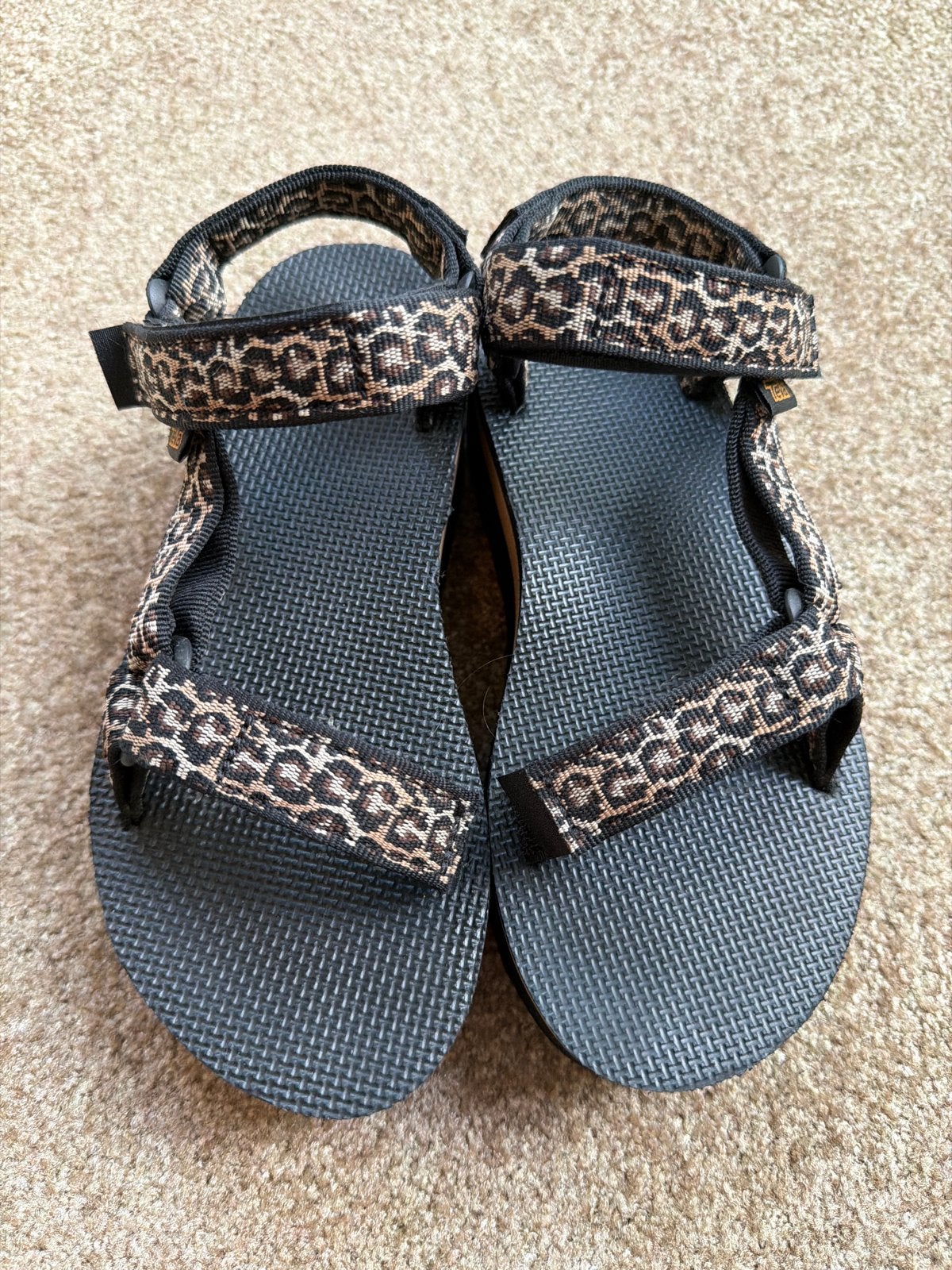 Teva Flatform Universal Leopard Sandalen Maat 37, Ophalen of Verzenden, Zo goed als nieuw, Overige kleuren, Sandalen of Muiltjes