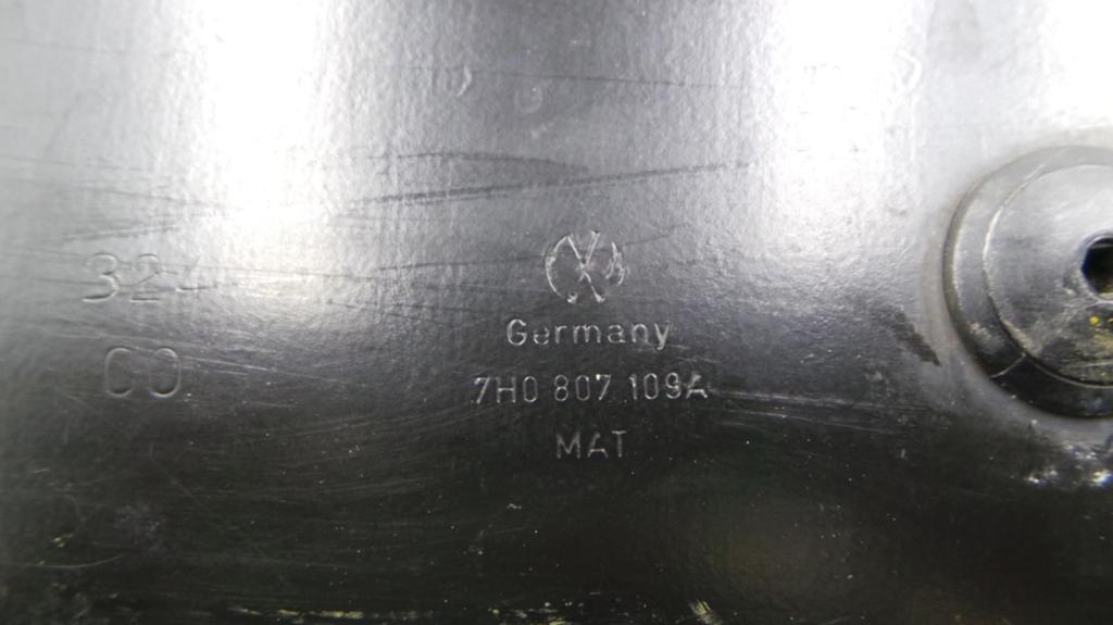 VOLKSWAGEN TRANSPORTER VOORBUMPER BALK 2007, Ophalen of Verzenden, Gebruikt, ARN erkend