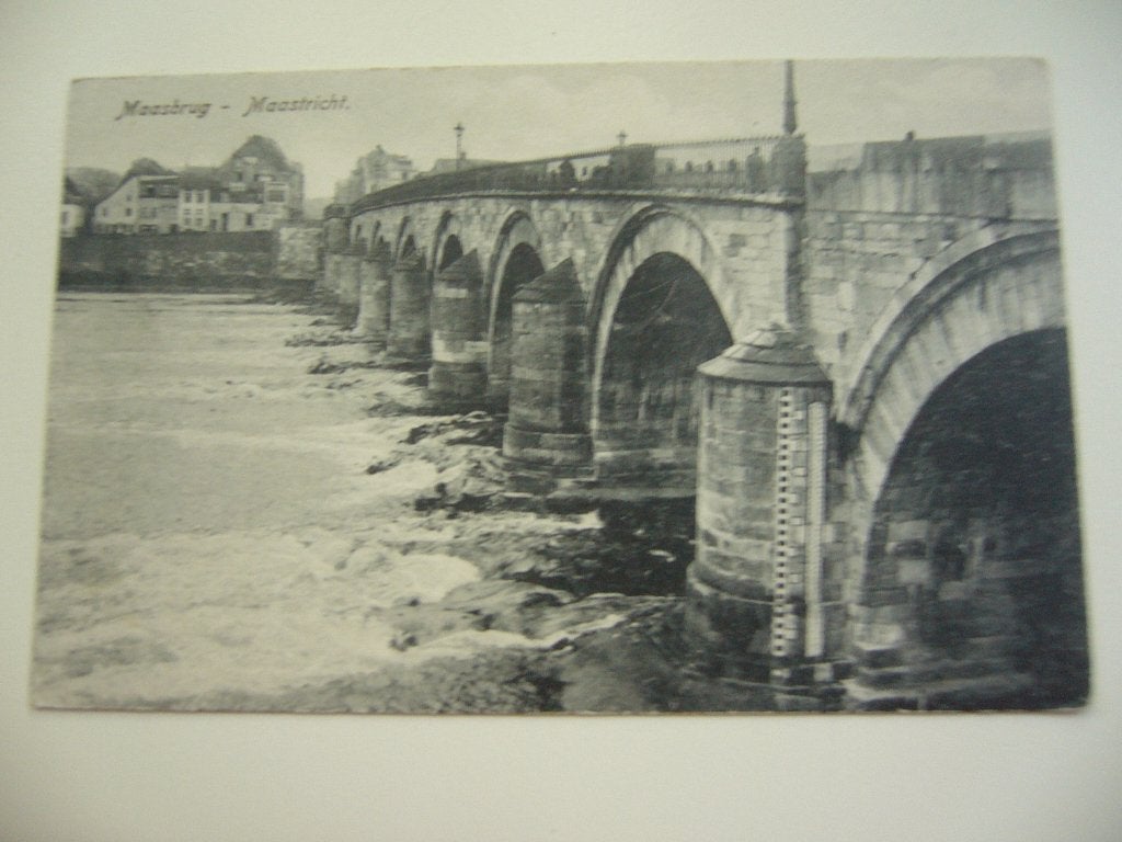 MAASTRICHT  =   MAASBRUG  BRIEFKAART 1915, Verzamelen, Ophalen of Verzenden, Voor 1920, Gelopen, Limburg