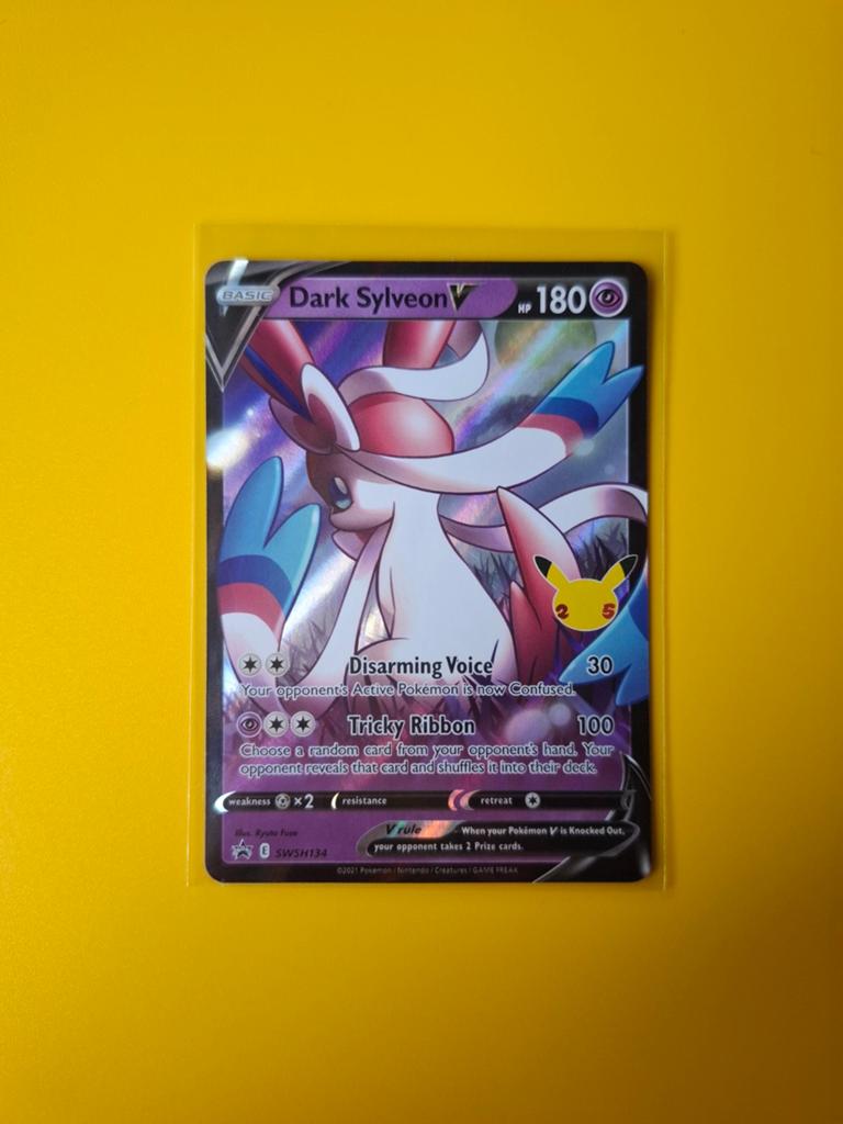 Dark Sylveon, Pokemon, 25th, swsh134, Hobby en Vrije tijd, Verzamelkaartspellen | Pokémon, Zo goed als nieuw, Losse kaart, Foil
