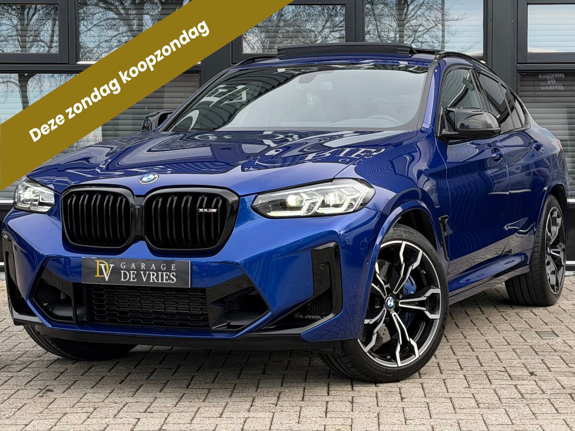 BMW X4 M Competition 510pk Panoramadak Harman Kardon Full Op, Auto's, Automaat, Dealer onderhouden, Gebruikt, Zwart