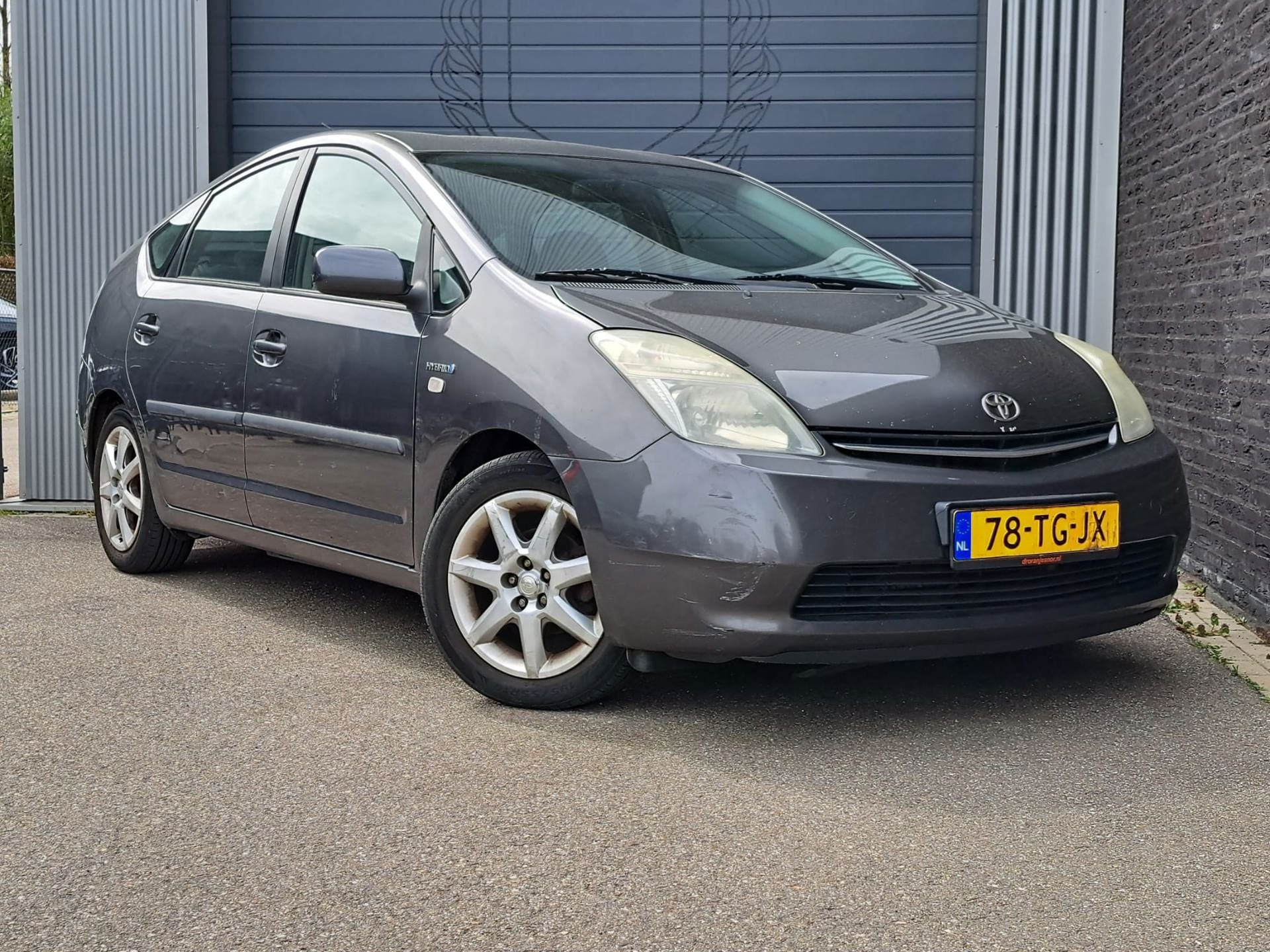 Toyota Prius 1.5 VVT-i Tech Edition Automaat|Ecc|Cruise, Auto's, Toyota, Gebruikt, 4 cilinders, 23 km/l, Origineel Nederlands
