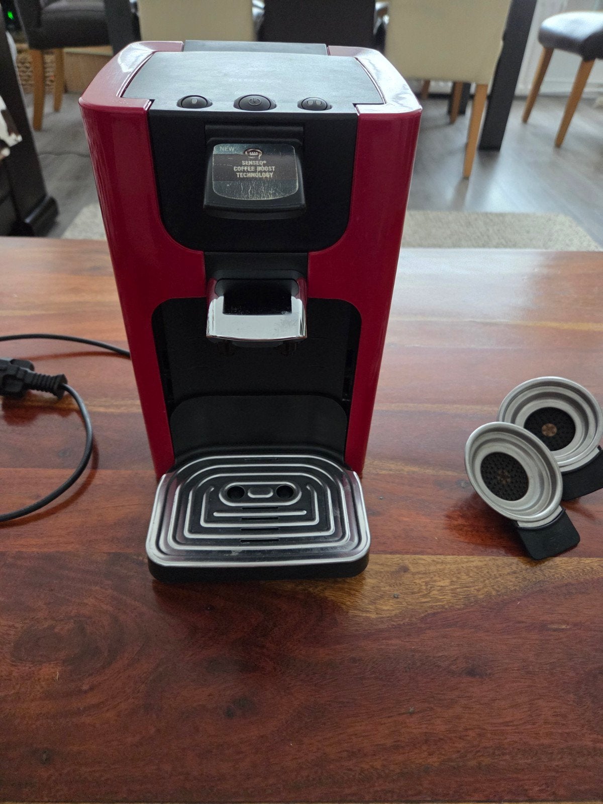Philips Senseo HD7865 Koffiepadapparaat Rood, Gebruikt, Koffiemachine, Ophalen of Verzenden, 2 tot 4 kopjes