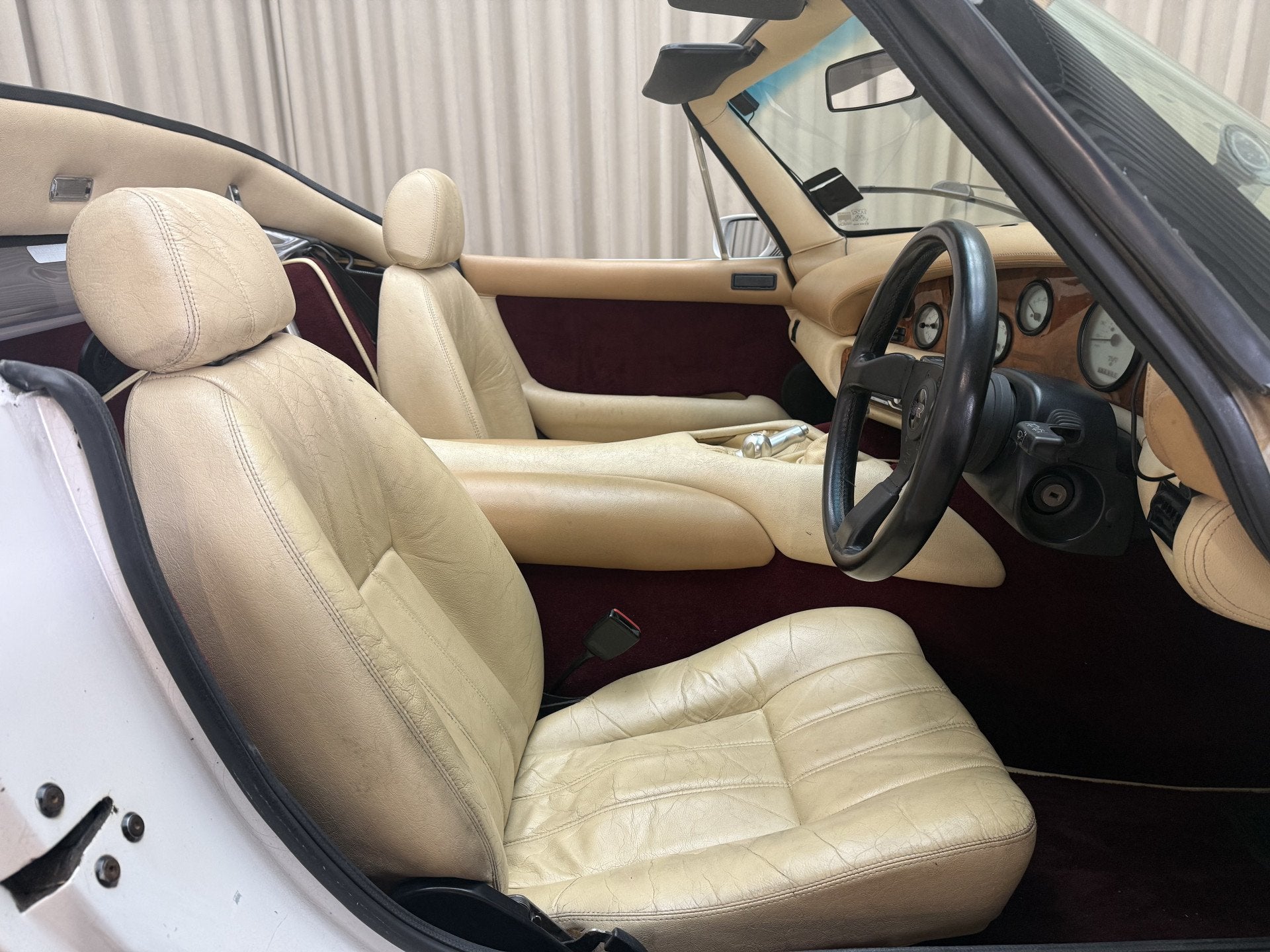 TVR Chimaera 4.0 Cabriolet V8 / 240 PK / Fully Documented /, Achterwielaandrijving, Lederen bekleding, Cabriolet, Wit
