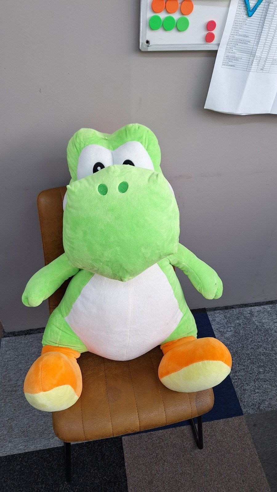 Grote Yoshi knuffel Super Mario - Lichte gebruikssporen, Kinderen en Baby's, Speelgoed | Knuffels en Pluche, 11-1 Hokotate-cho, Kamitoba, Minami-ku, Kyoto 601-8501, Japan