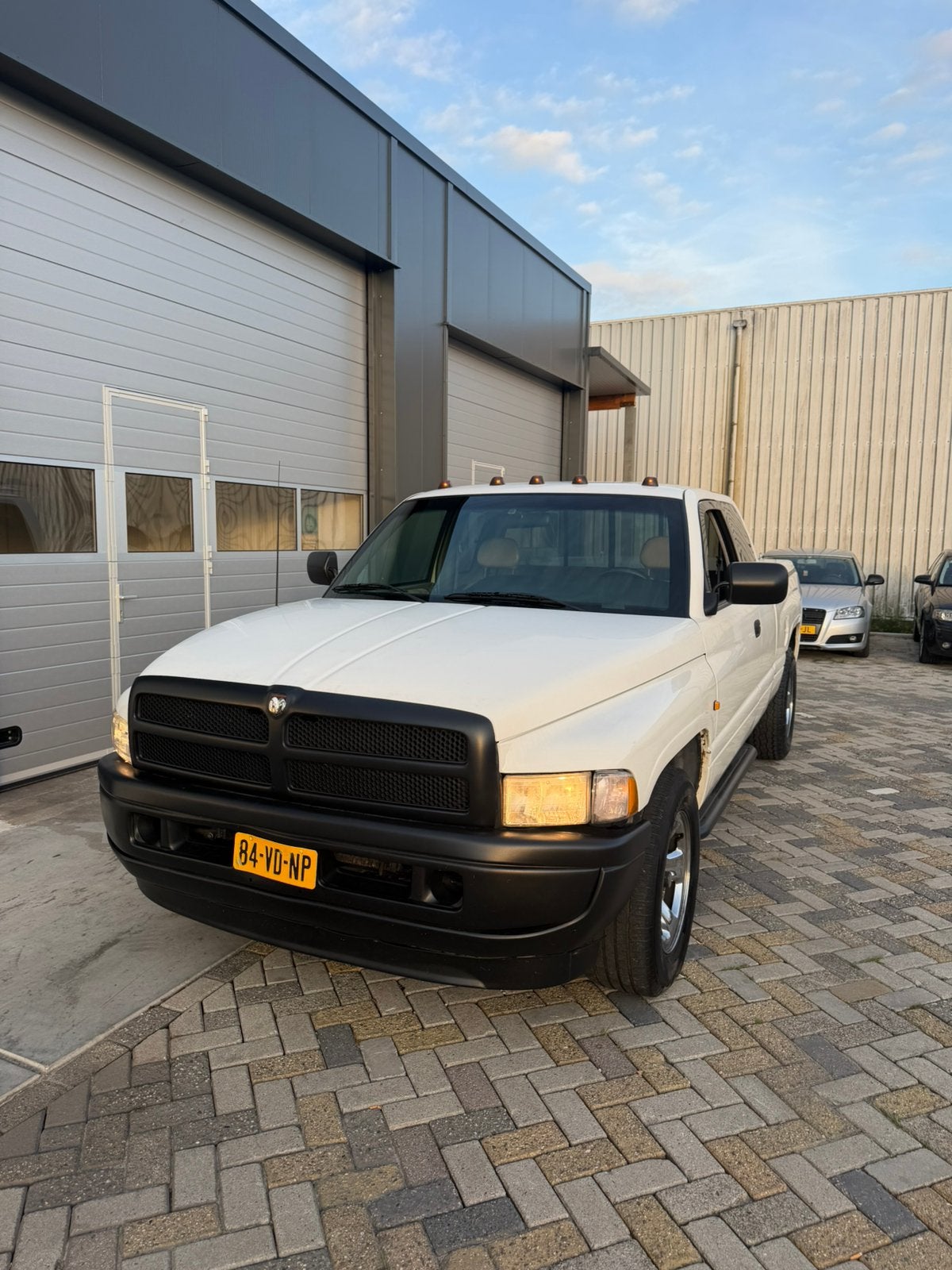 Dodge ram 5.2 v8 lpg dubbele cabine, 234 pk, Wit, Elektrische ramen, 2256 kg