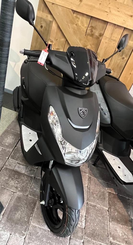 Peugeot Kisbee Black Edition 45, Ophalen, Overige modellen, Maximaal 45 km/u, Elektrisch