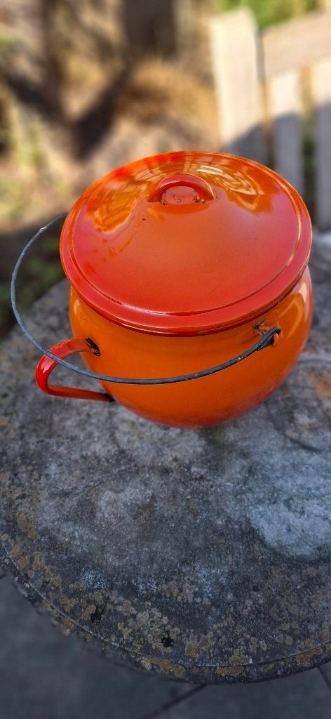 Oranje geëmailleerde ketel incl deksel, handvat en hengsel, Antiek en Kunst, Antiek | Emaille, Ophalen