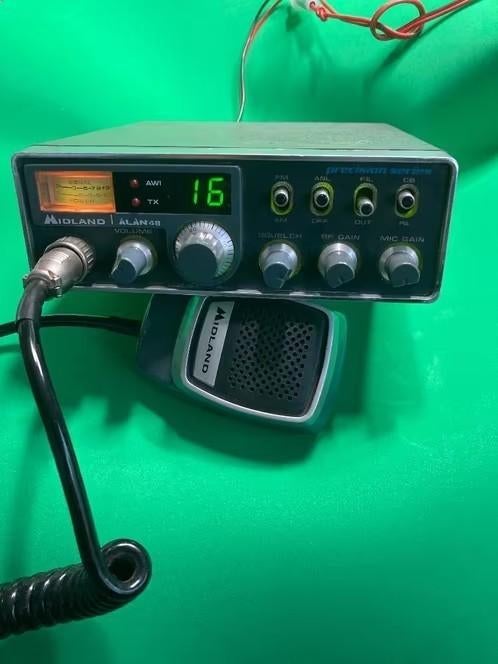 27 mc midland 48 precision series 40kan 4 watt, Telecommunicatie, Zenders en Ontvangers, Ophalen of Verzenden, Zo goed als nieuw