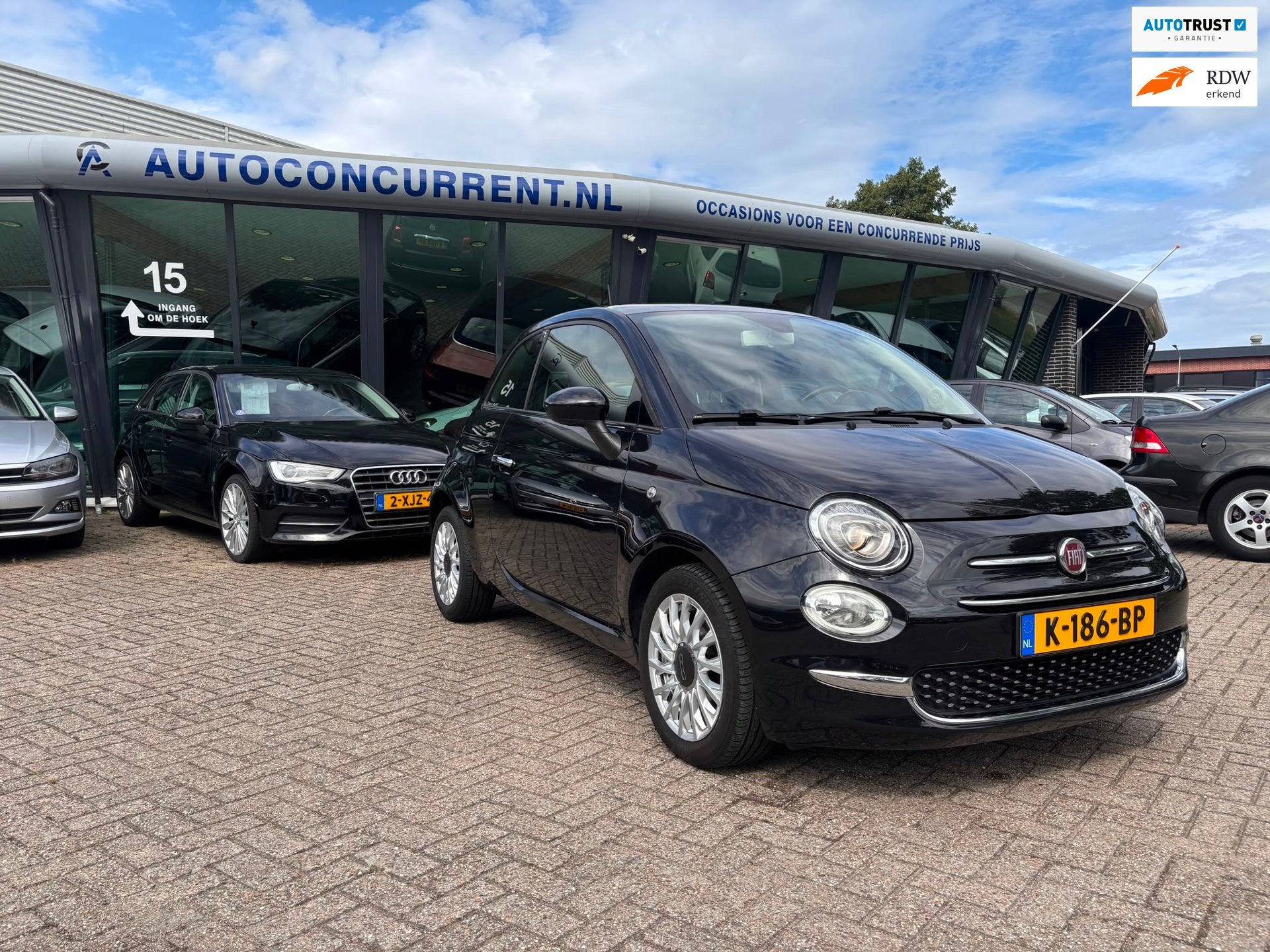 Fiat 500 1.2 Star Automaat, Carplay, Pano, Leder Inruil moge, Auto's, Gebruikt, 4 cilinders, 4 stoelen, Zwart