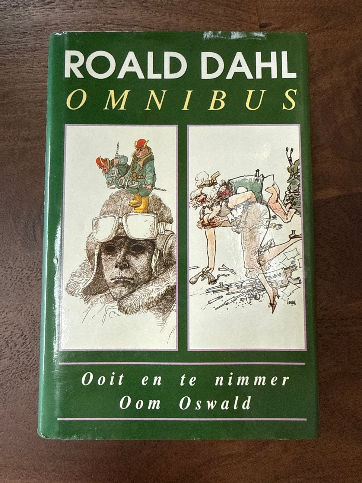 Roald Dahl Omnibus: Ooit en te nimmer / Oom Oswald, Boeken, Ophalen of Verzenden, Gelezen, Nederland