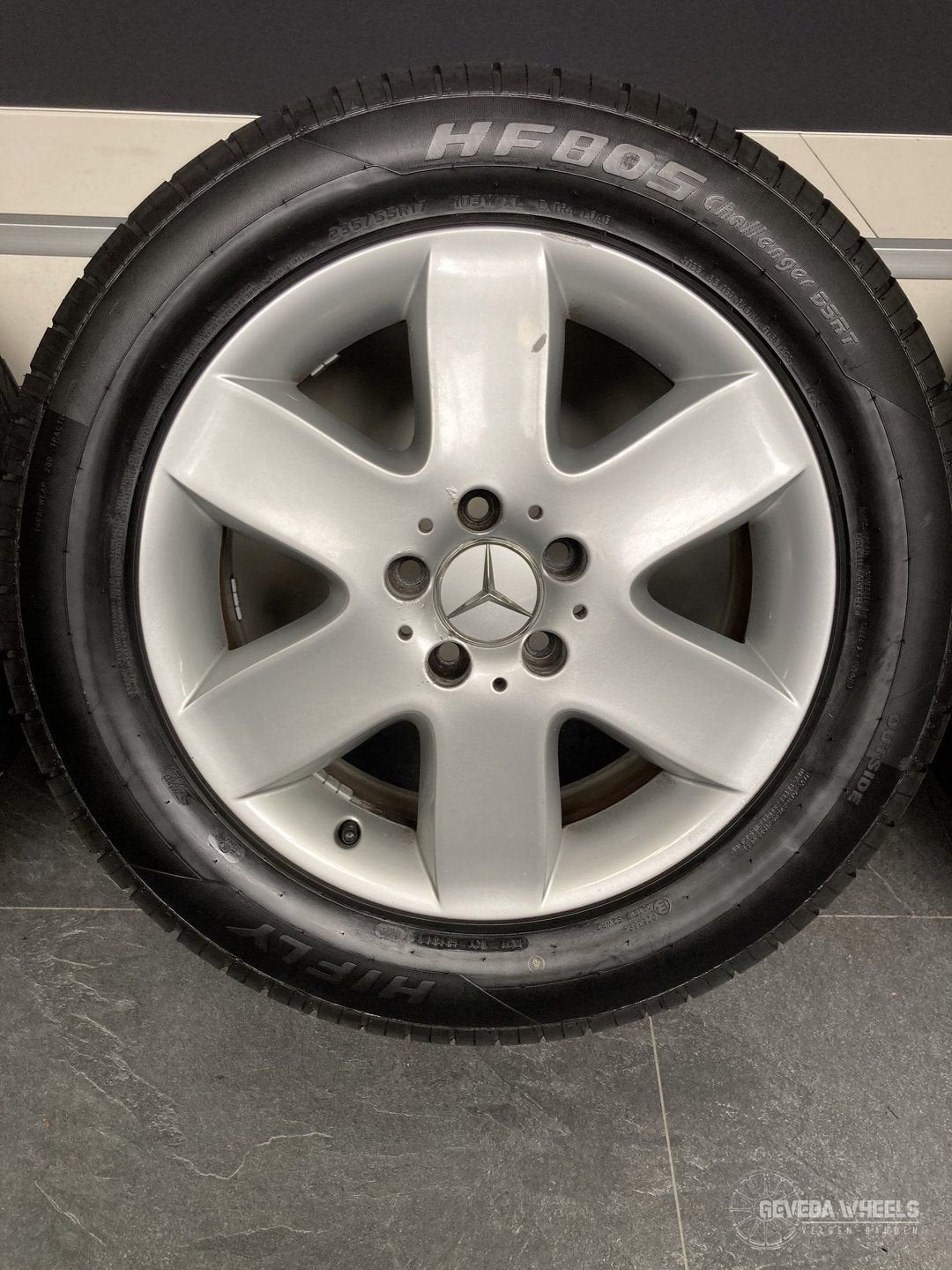 17” originele Mercedes Vito / Viano velgen + banden A6394011, Auto-onderdelen, Banden en Velgen, -, -, Banden en Velgen, 17 inch