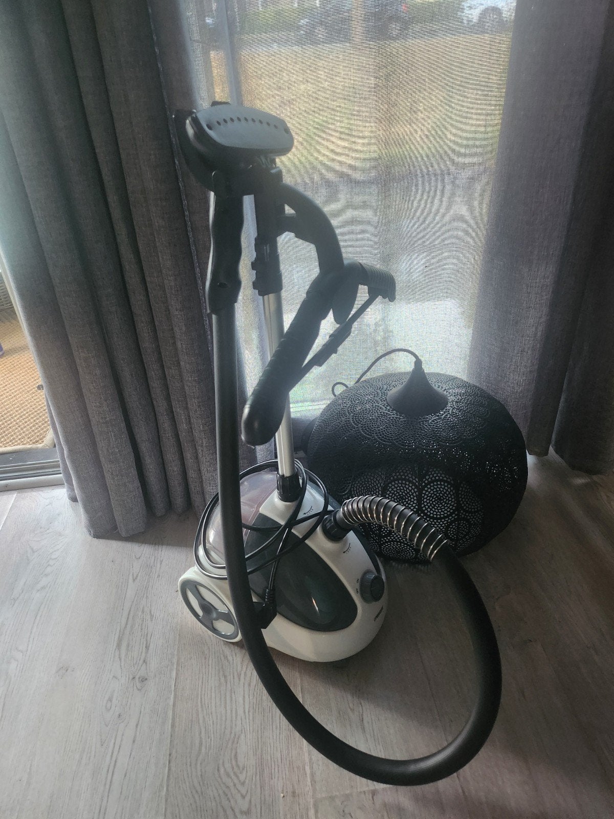 Handige kledingstomer voor een snelle opfrisbeurt, Ophalen of Verzenden
