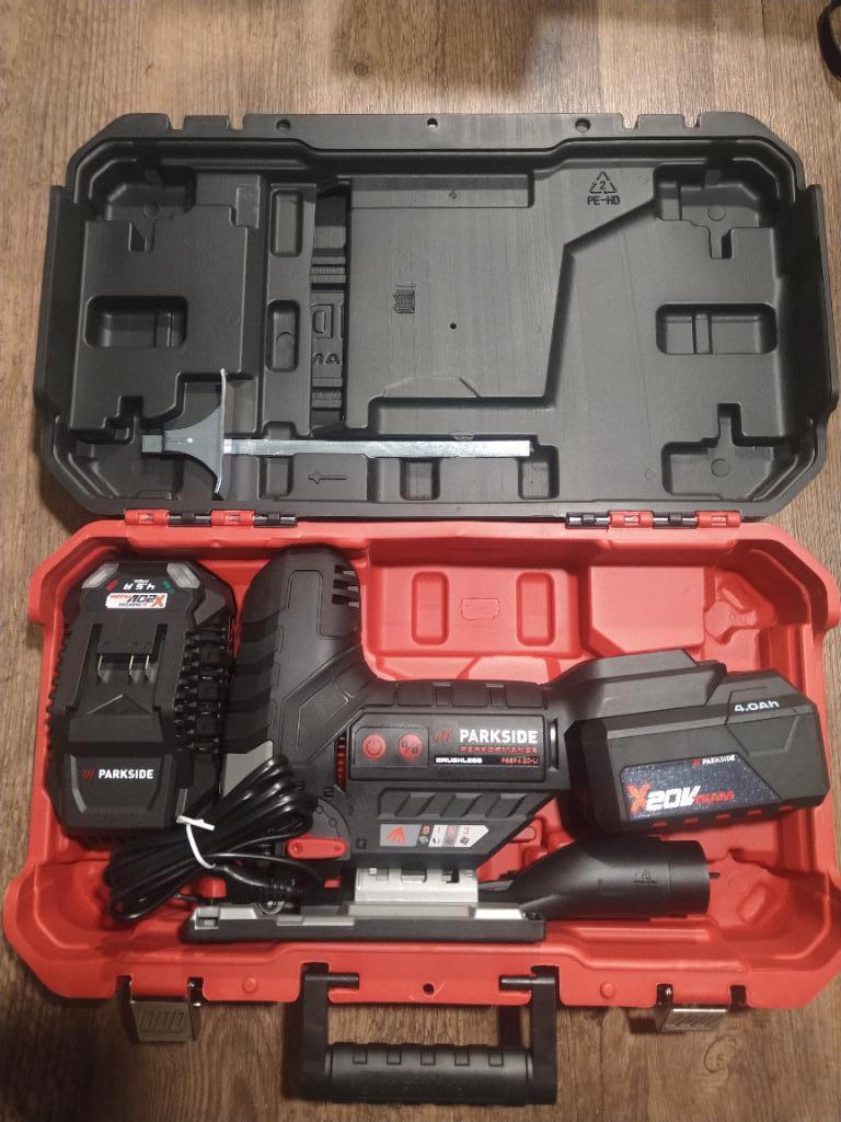 Decoupeerzaag Parkside Performance, met 4Ah accu en oplader, Doe-het-zelf en Verbouw, Gereedschap | Zaagmachines, Decoupeerzaag