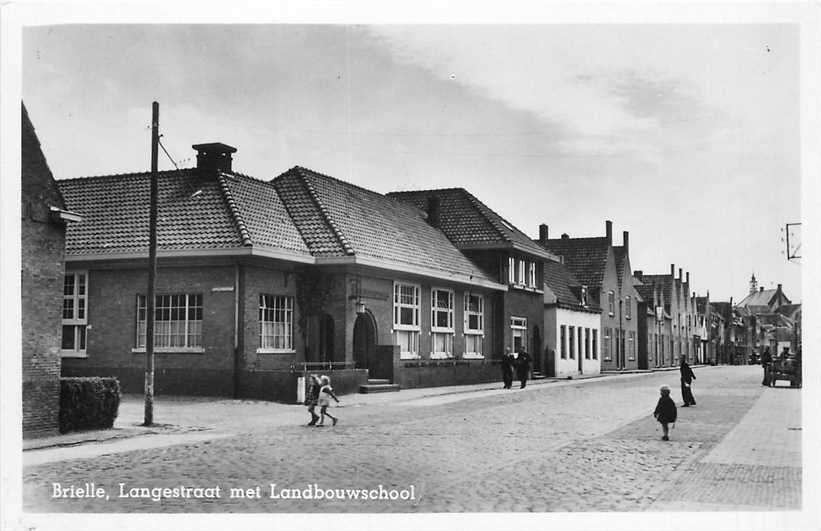 380-770-023 Brielle Langestraat met Landbouwschool, Verzenden, Voor 1920, Zuid-Holland