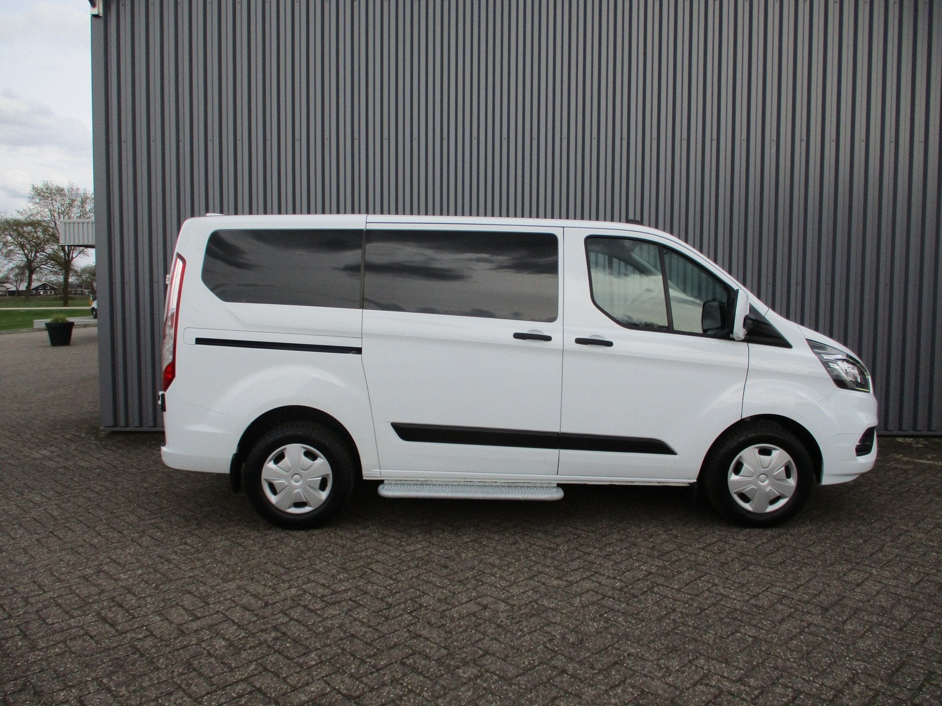 Ford Transit Custom 320 2.0 TDCI Trend Personenbus 9 Persoon, Voorwielaandrijving, Stof, Gebruikt, Wit
