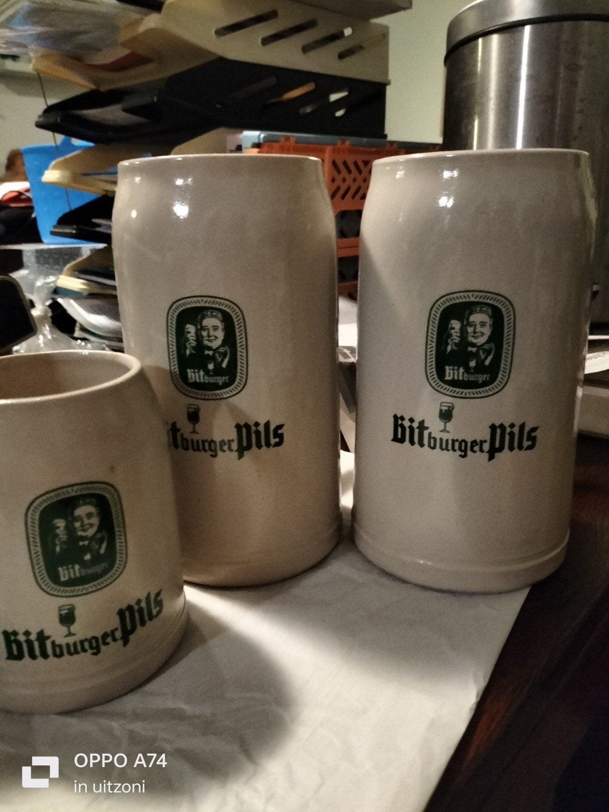 3 Bitburger bierpullen in goede staat, Ophalen of Verzenden, Gebruikt