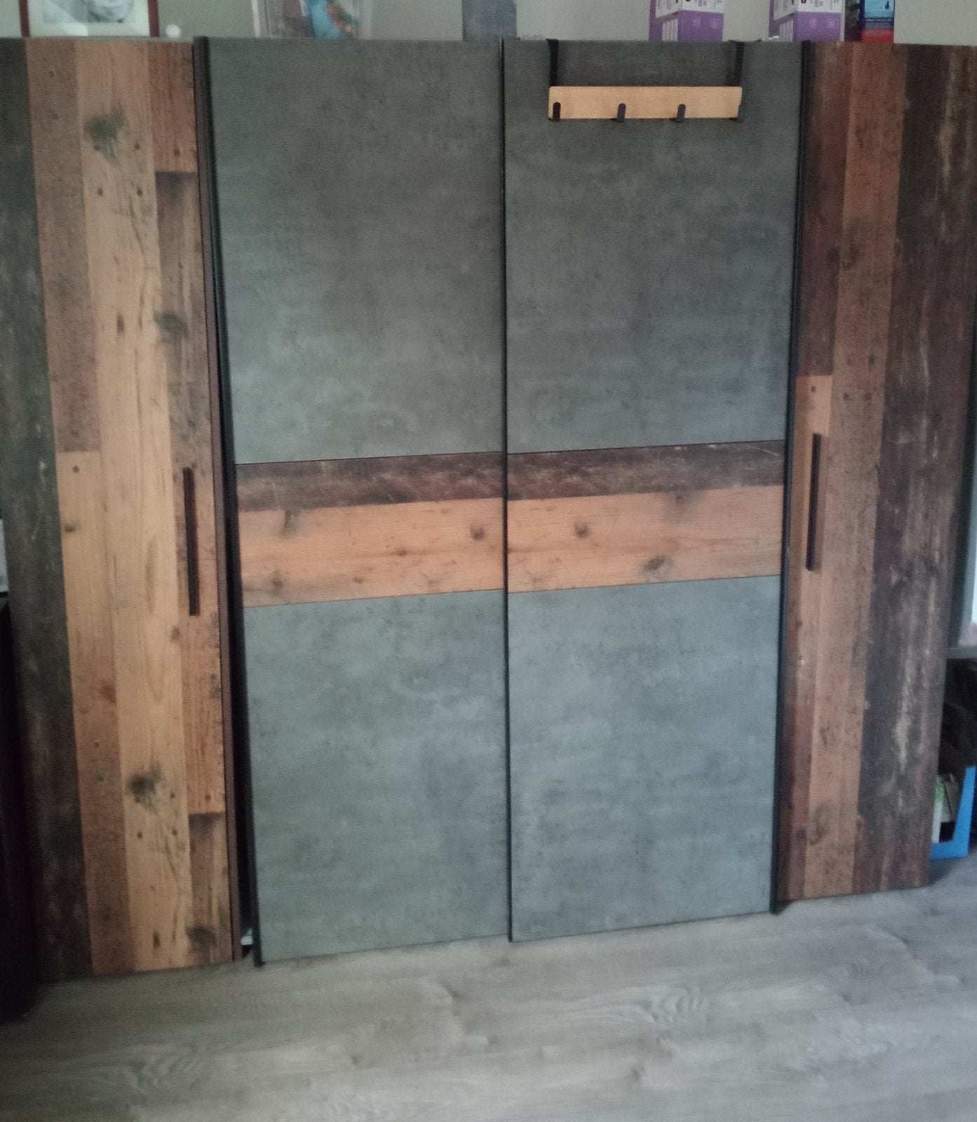 Kledingkast met schuifdeuren - 200x190 cm, Huis en Inrichting, Kasten | Kledingkasten, Ophalen, Met deur(en), Gebruikt, 200 cm of meer