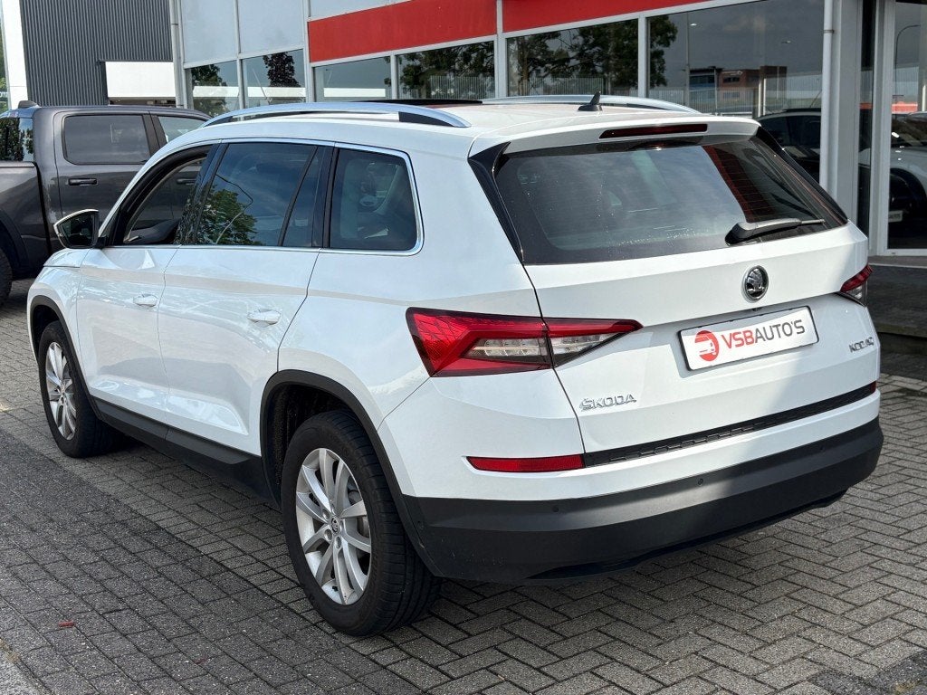 Skoda KODIAQ 2.0 TDI STYLE BUSINESS 7 PERSOONS AUT. PANO EL, Auto's, Automaat, Gebruikt, 4 cilinders, 7 stoelen