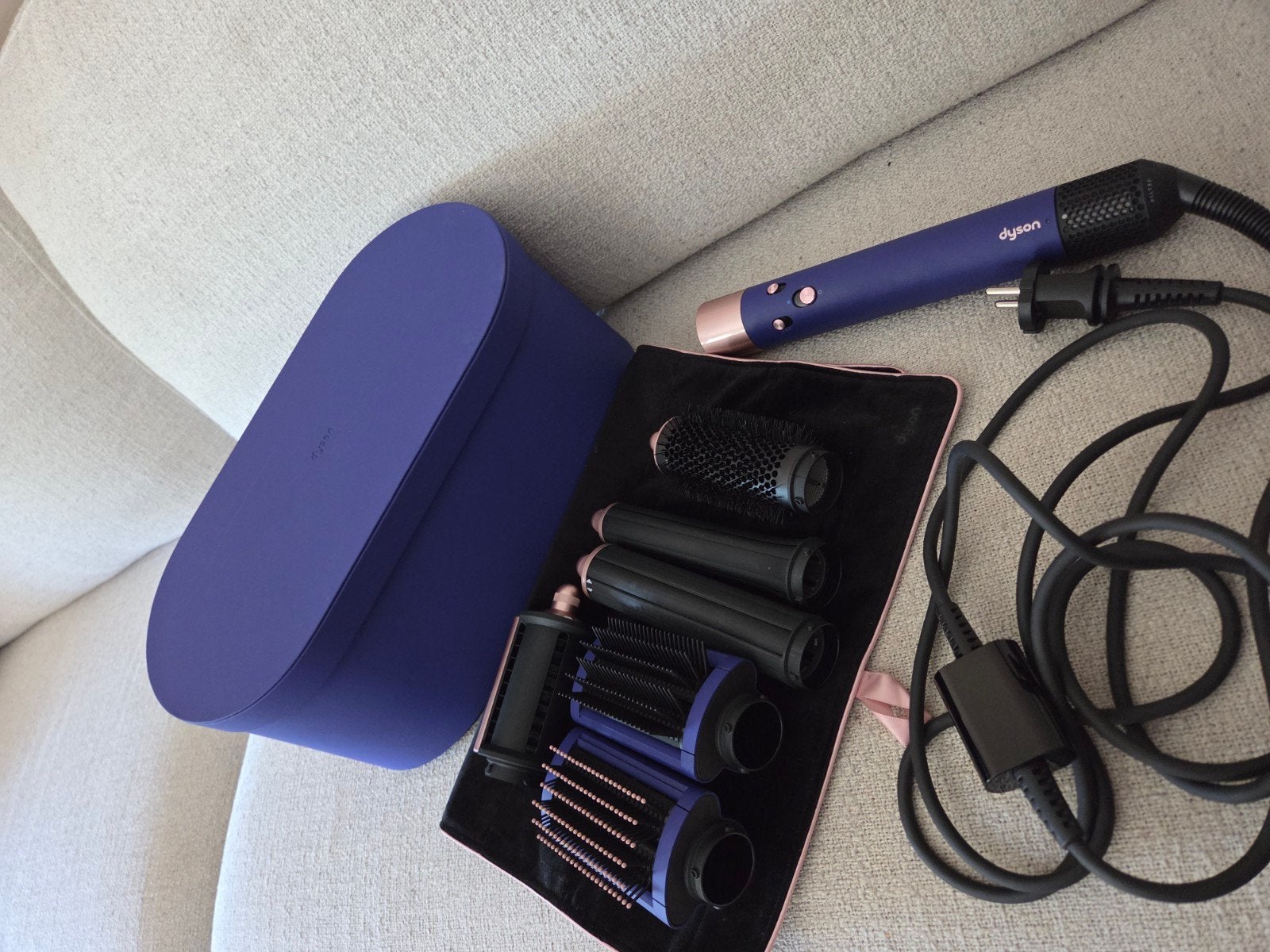 Dyson Airwrap, Ophalen, Zo goed als nieuw, Föhn of Haardroger