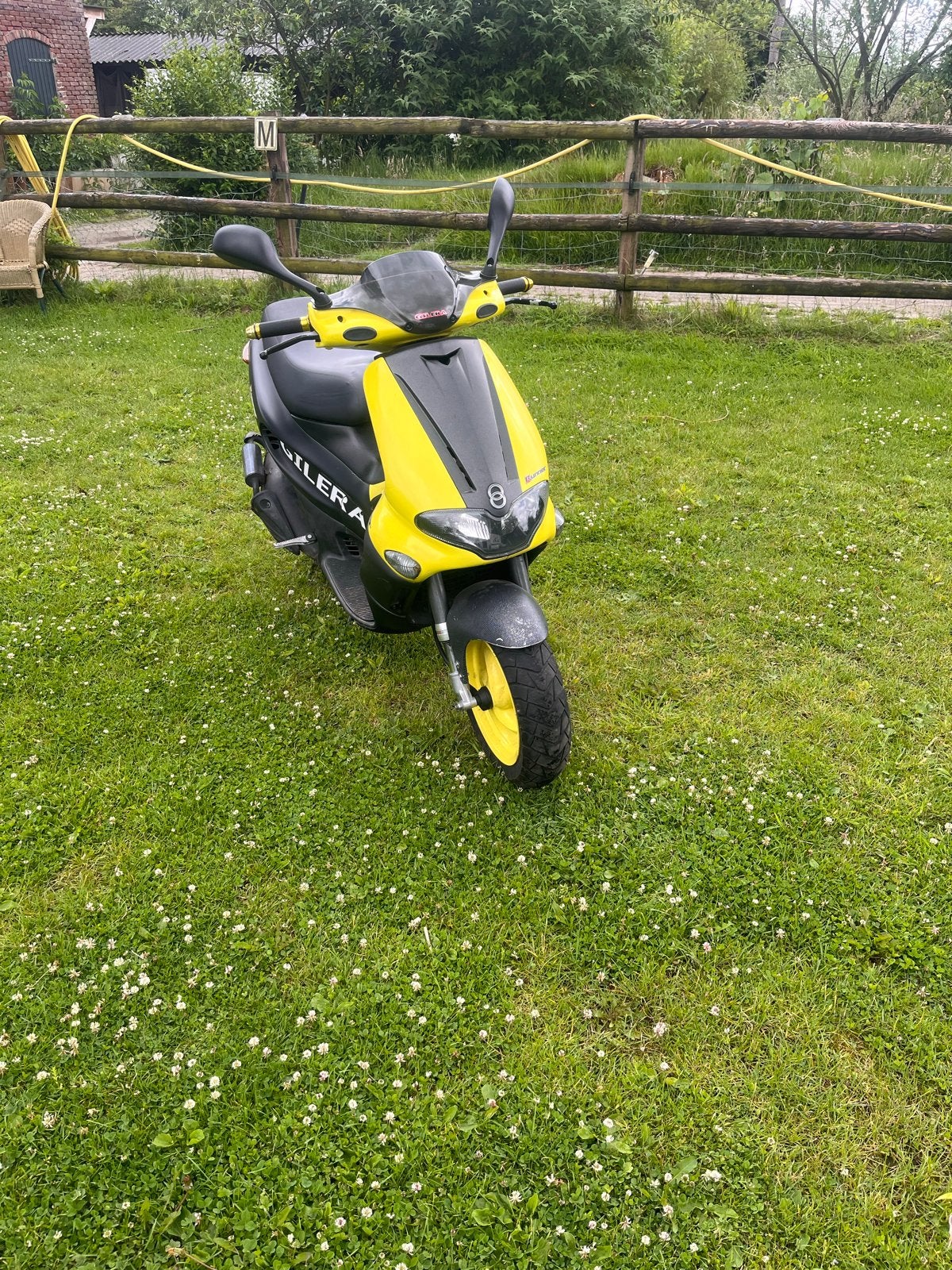 Gilera Runner SP Pro - Duitse papieren, frisse scooter, Ophalen, Zo goed als nieuw, Gilera