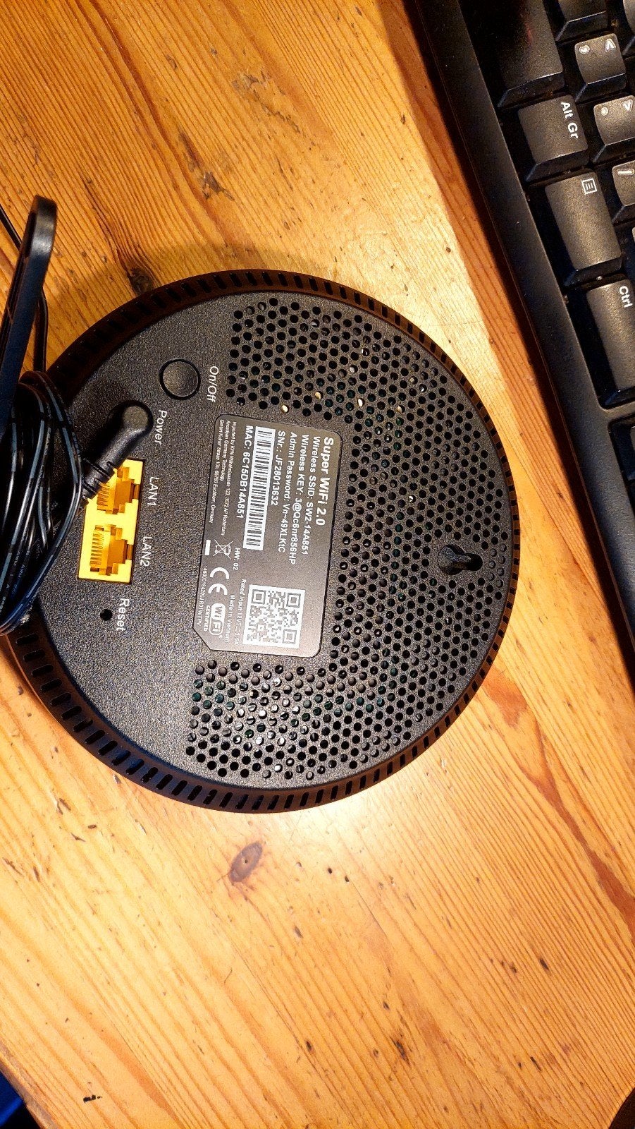 KPN SuperWifi 2.0 versterker. Zo goed als nieuw. 4 maanden k, Ophalen, Zo goed als nieuw, Router met modem, KPN