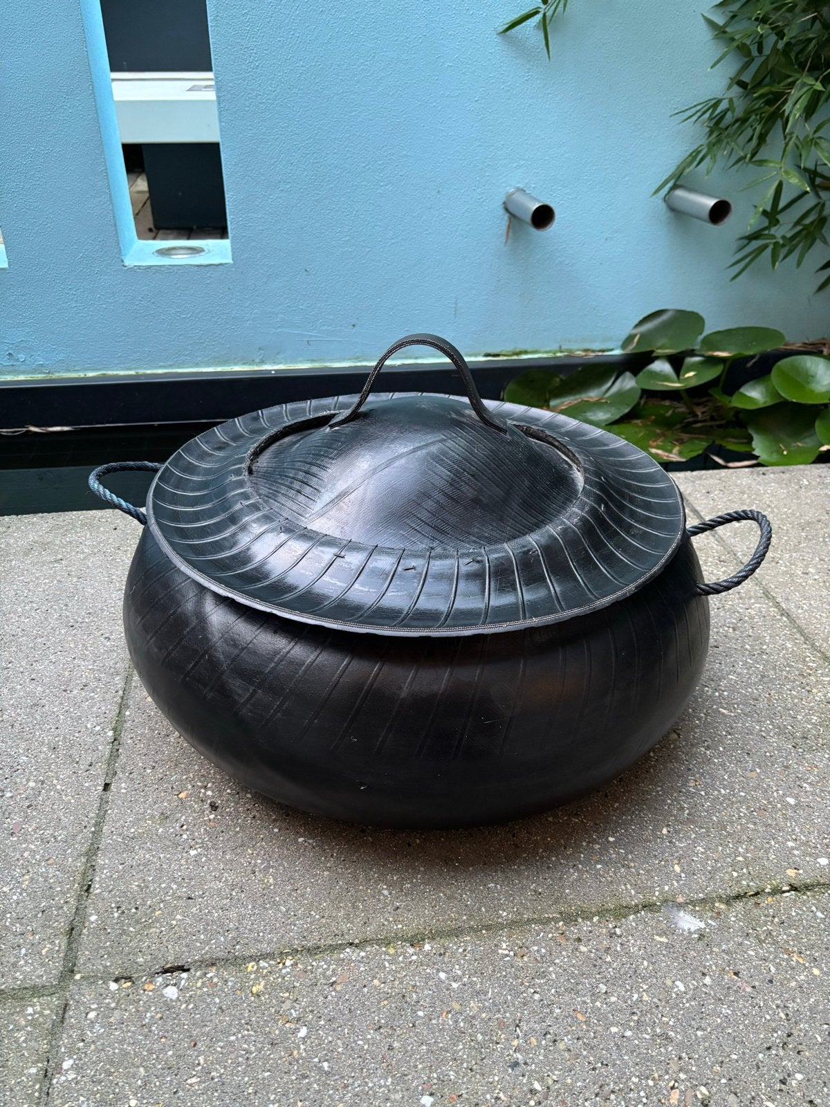 Unieke opberger van gerecycled rubber / autoband, Ophalen, Overige materialen, Gebruikt, 40 cm of meer