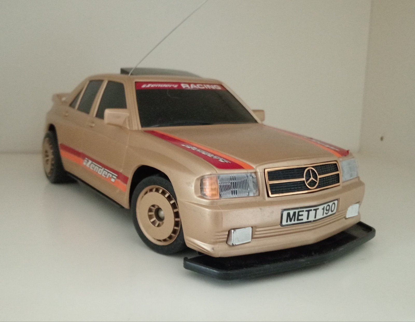 Zeldzame vintage RC Nikko Mercedes 190E, Ophalen of Verzenden, Overige schalen, Auto onroad