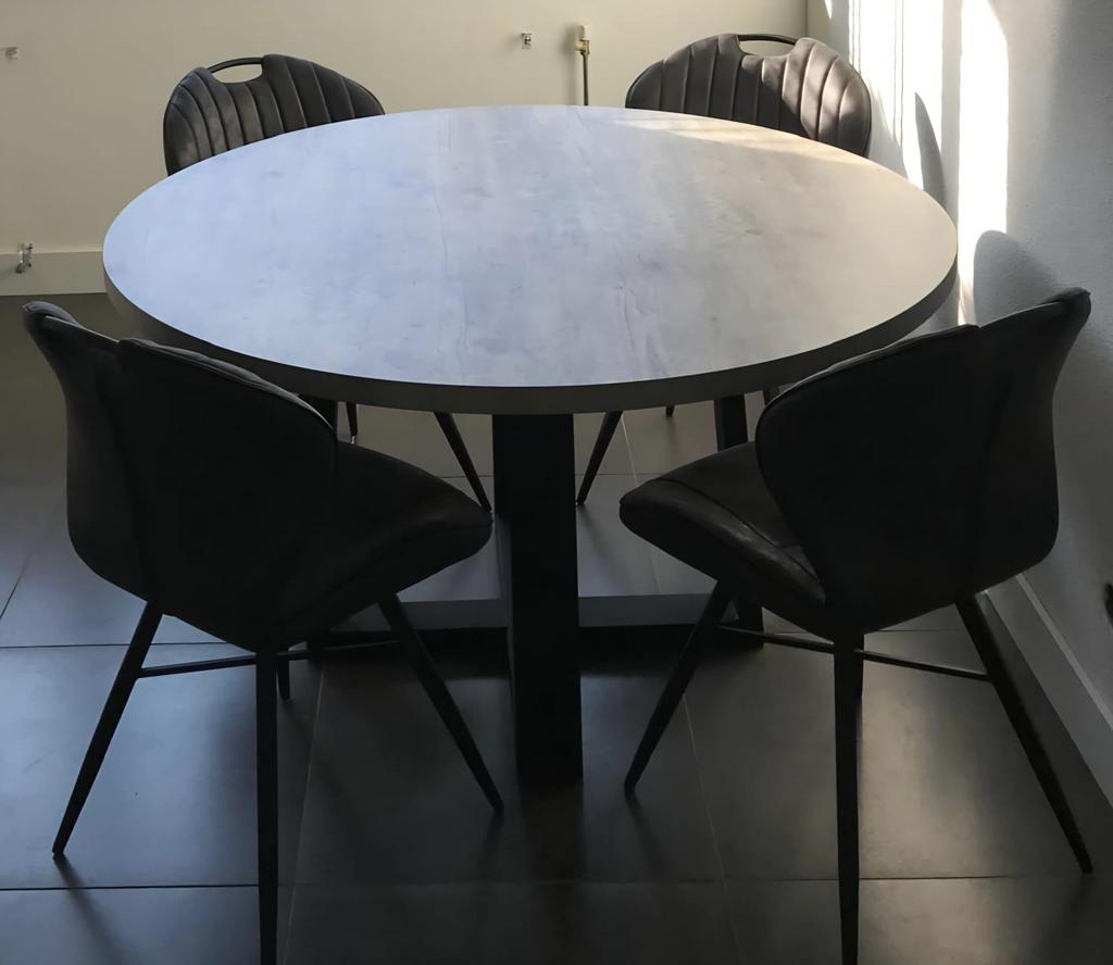 Ronde eettafel 140 cm – houtlook blad & zwart stalen poot, Ophalen, Kunststof, Industrieel, modern, Rond