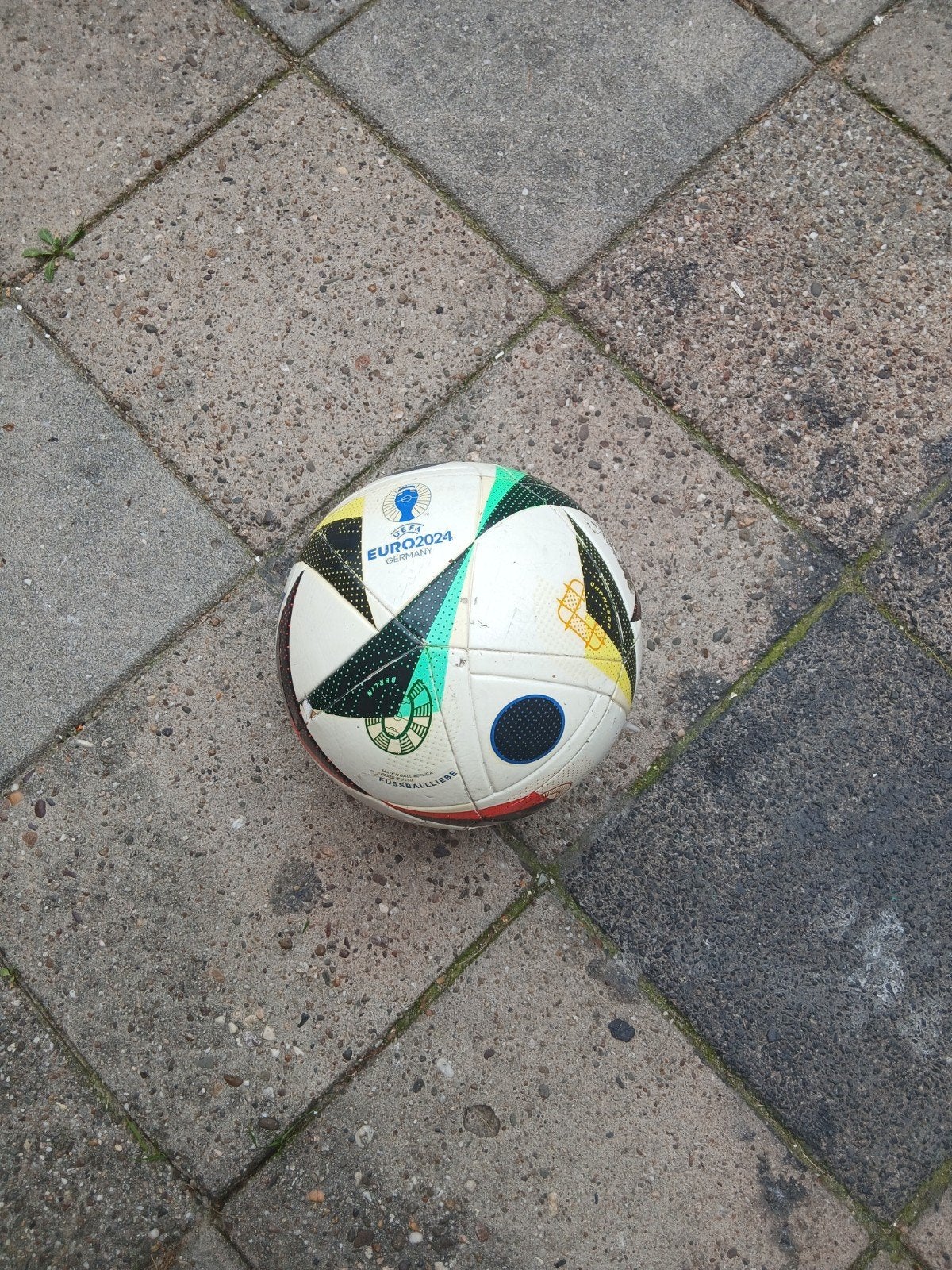 eufa euro 2024 ball, Ophalen