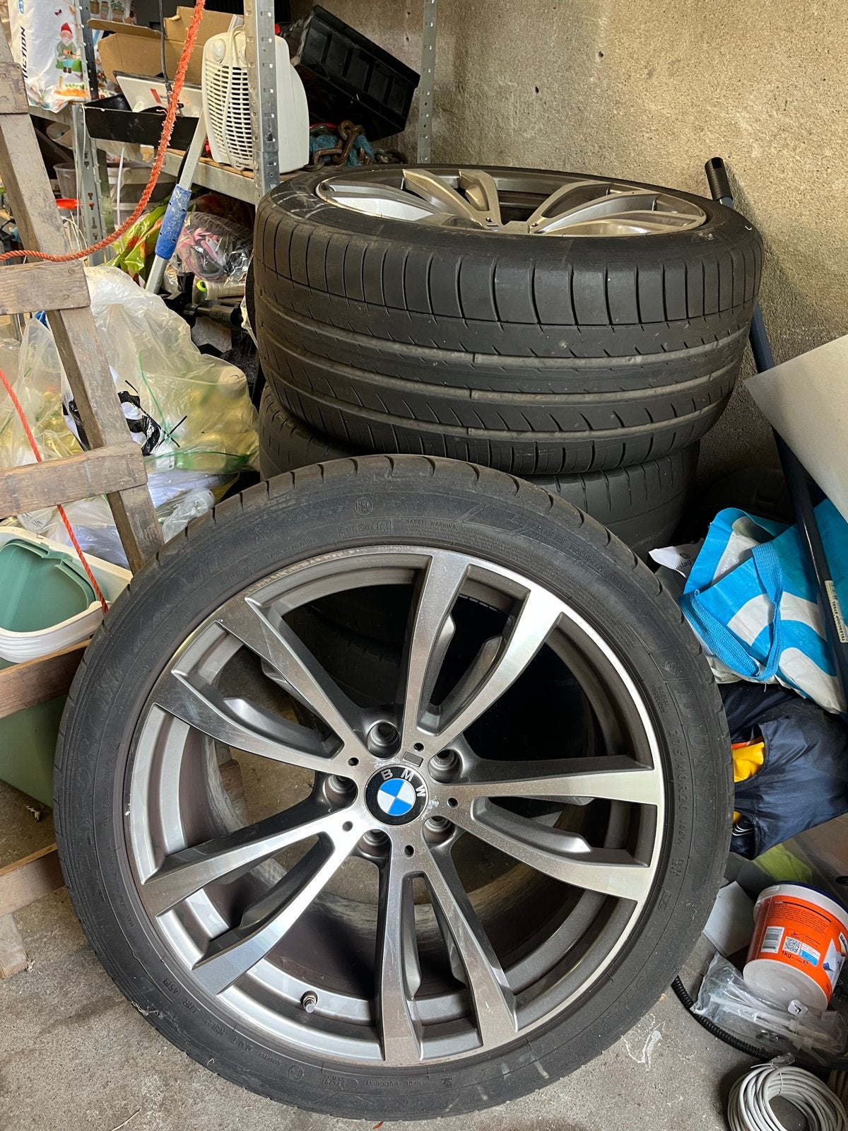 BMW X5 F15 velgen met zomerbanden - 20 inch, Auto-onderdelen, Gebruikt, Banden en Velgen, Personenwagen, Zomerbanden