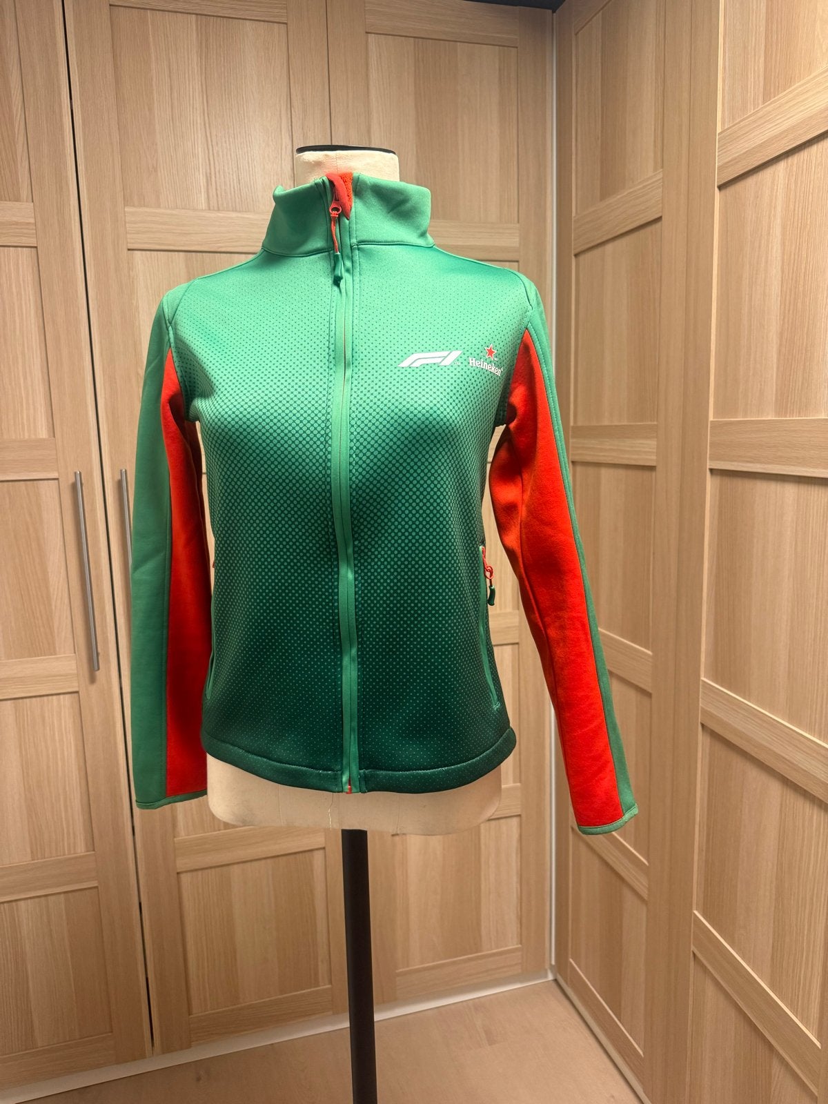 Heineken F1 Softshell Jas Dames - Maat M, Ophalen of Verzenden, Zo goed als nieuw