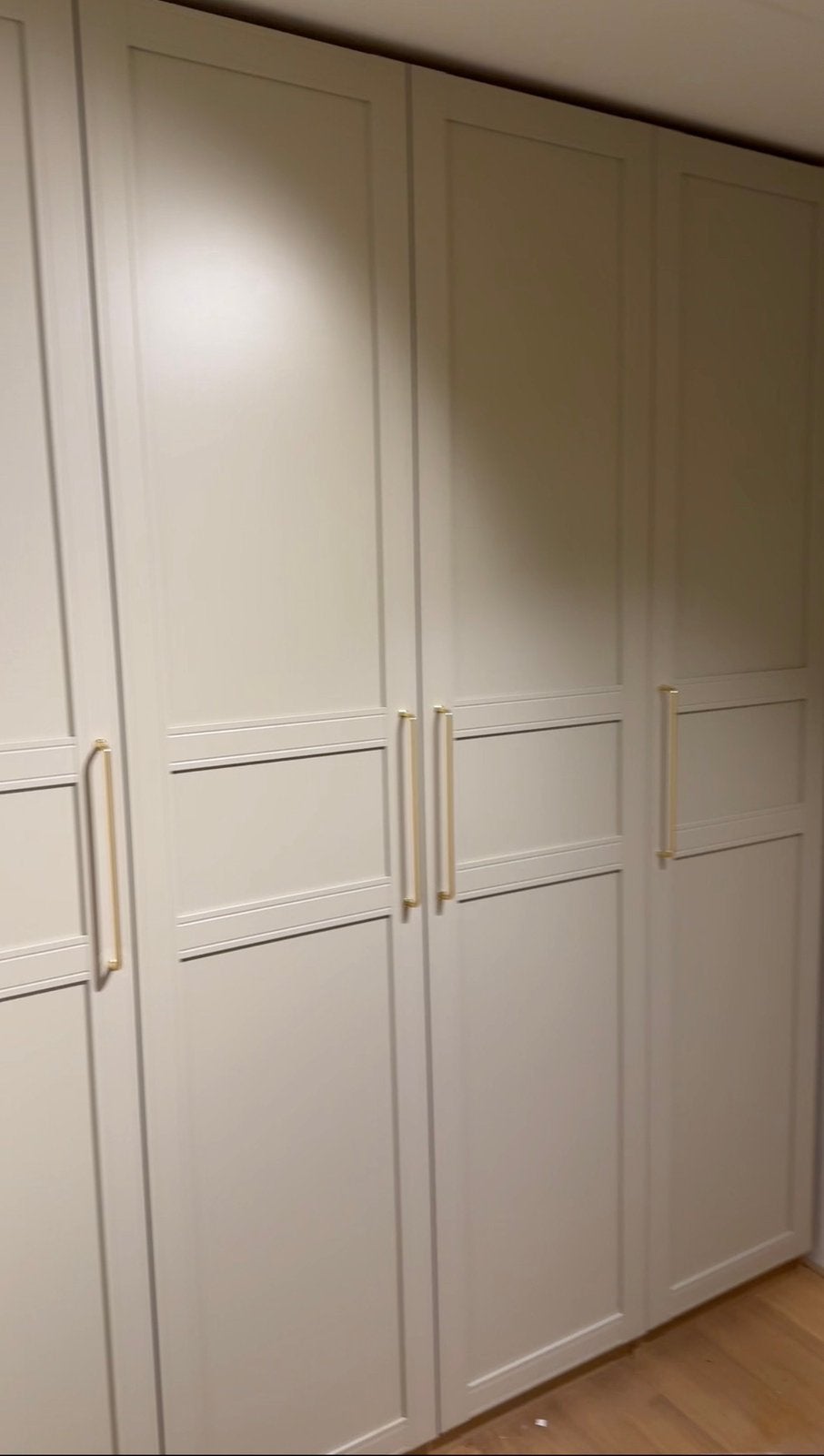 Ikea pax kast, grijs beige, 2 meter breed, Huis en Inrichting, Kasten | Kledingkasten, Ophalen, Zo goed als nieuw, 50 tot 75 cm