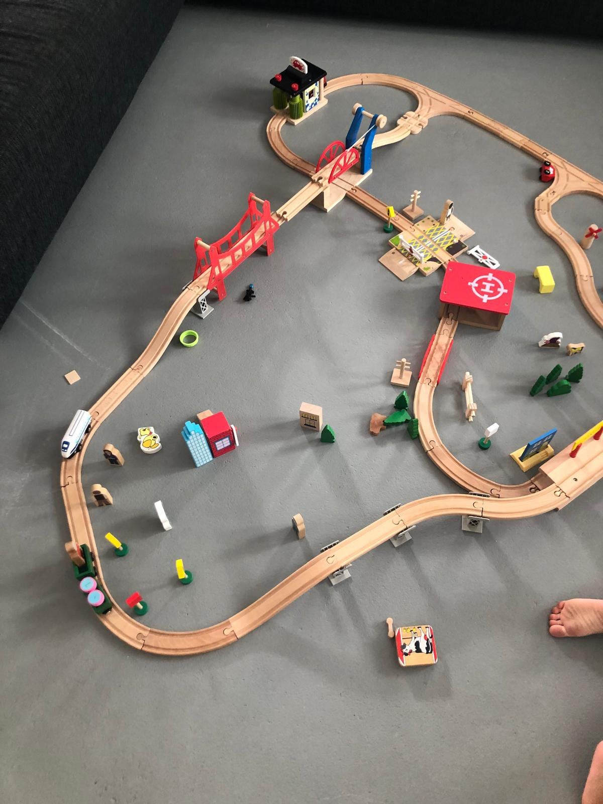 Houten trein, Ophalen, Gebruikt