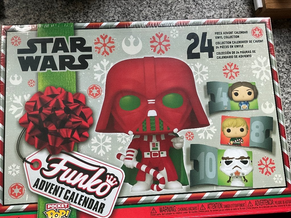 24 stuks funko poppetjes van Star Wars in een adventkalender, Verzamelen, Muziek, Artiesten en Beroemdheden, 24 stuks funko poppetjes van Star Wars in een adventkalender