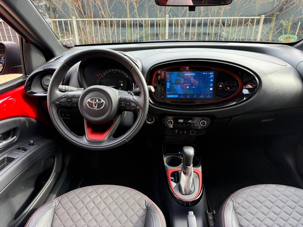 Toyota Aygo X 1.0 VVT-i S-CVT Premium|OPEN-DAK/LED/NAVI/ACC/, Gebruikt, 4 stoelen, Leder en Stof, Geïmporteerd
