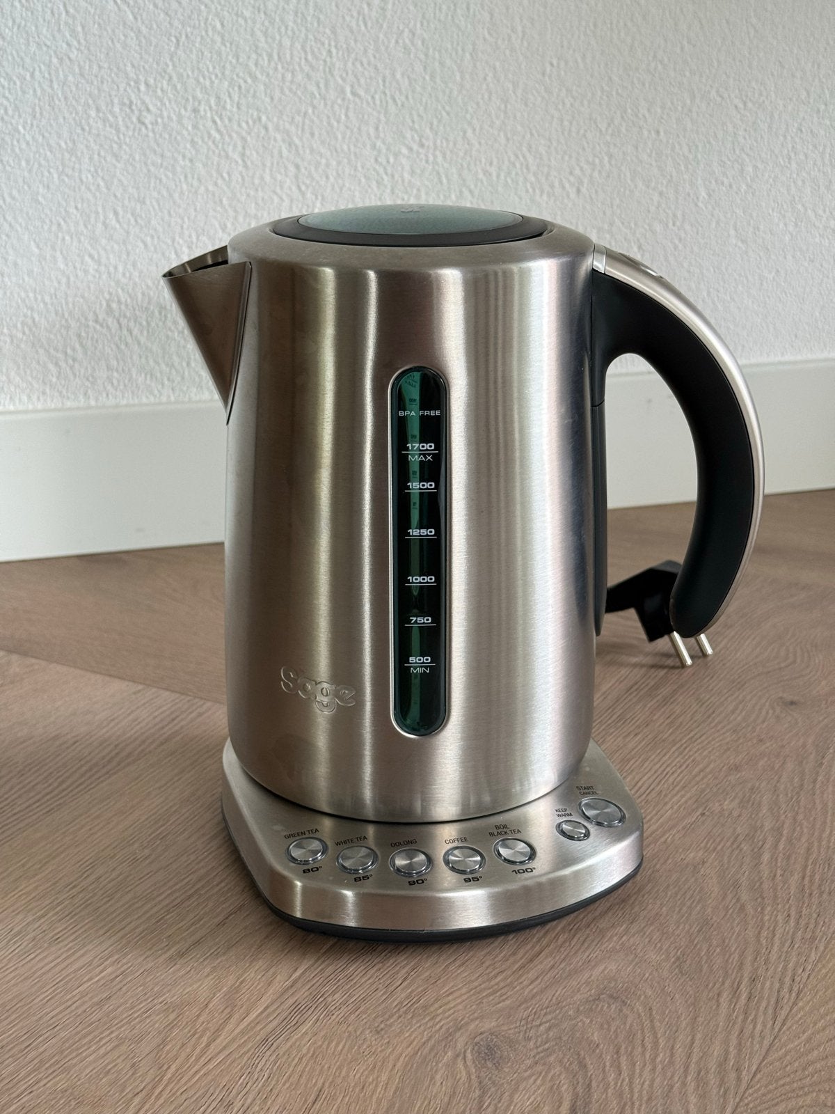 Sage The Smart Kettle SK825, 1 tot 2 liter, Ophalen of Verzenden, Gebruikt, Draadloos
