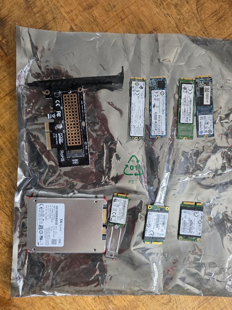 7 x nvme , adapter en ssd ( 128 GB ), SSD, Ophalen of Verzenden, Zo goed als nieuw, Overige aansluitingen