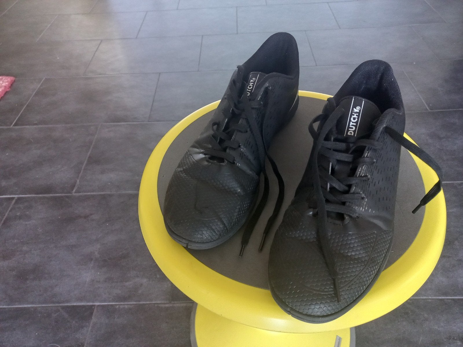 goede zaalvoetbalschoen Dutchy maat 39, Ophalen, Maat XS of kleiner, Schoenen, Zo goed als nieuw