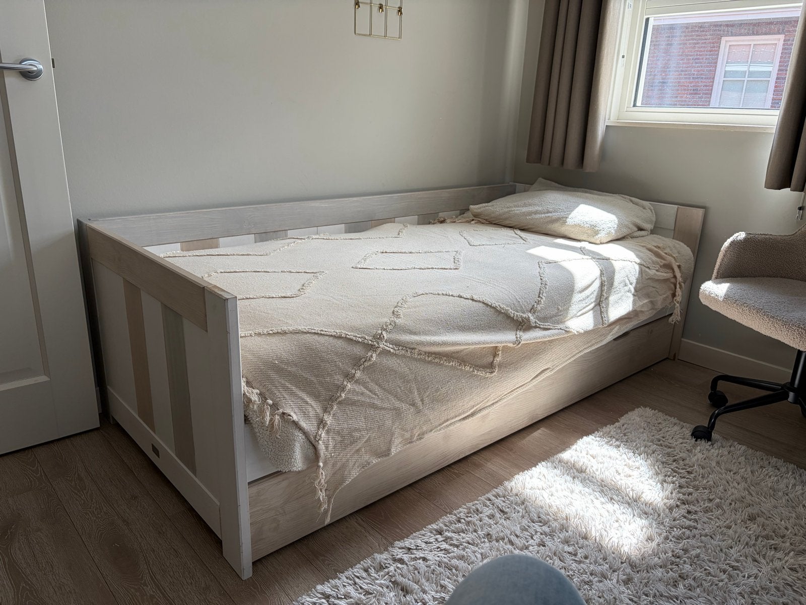 Coming bedbank met uitschuifbaar bed, Ophalen, Gebruikt, 90 cm, Eenpersoons