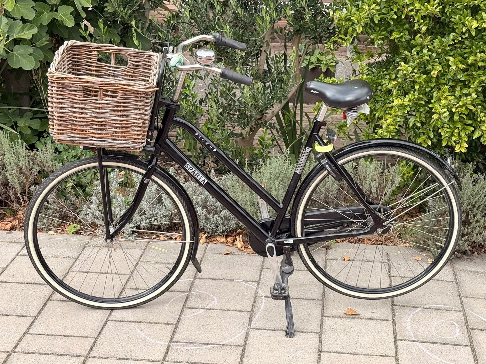 Sparta Pickup fiets met mand - Zwart, Fietsen en Brommers, Terugtraprem, Sparta, Gebruikt, Versnellingen