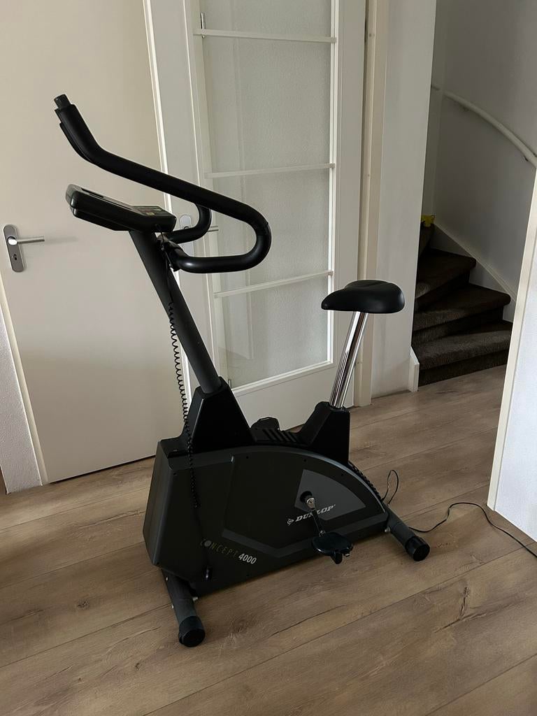 Dunlop Hometrainer Concept 4000 - Zo goed als nieuw, Sport en Fitness, Ophalen of Verzenden, Zo goed als nieuw, Metaal, Benen