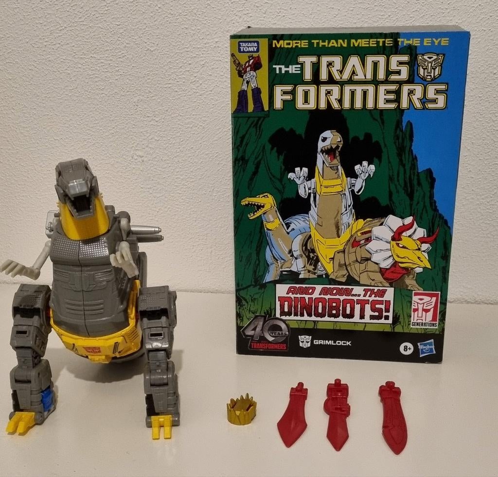 Takara Tomy Grimlock Transformers 40 jaar editie, Verzamelen, Transformers, Zo goed als nieuw, Overige generaties, Overige rassen